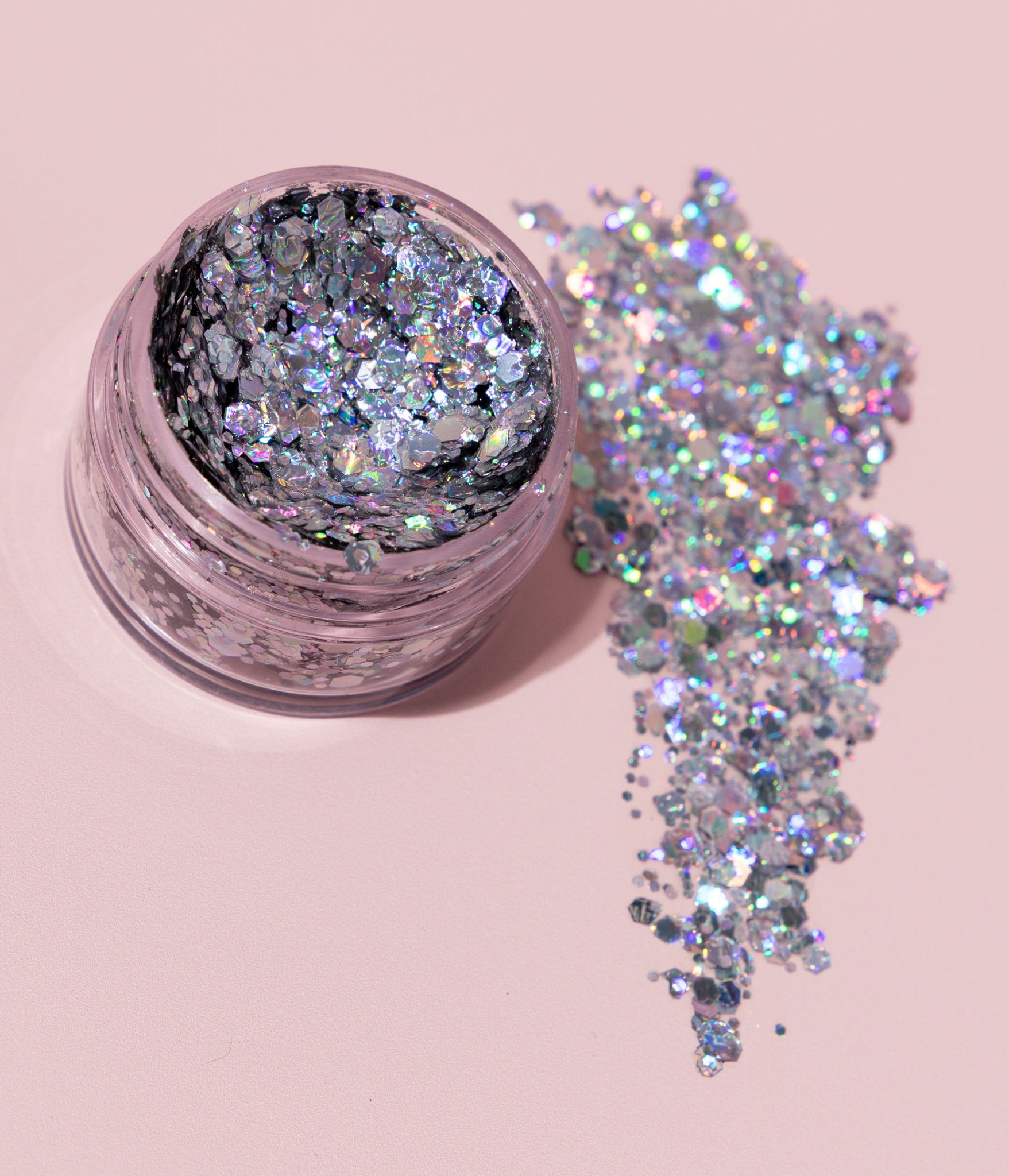 Glitter gel that comes with Princess elsa hair , when combination of glitter and hair is selected 